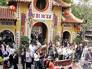 Image result for buddhism in vietnam